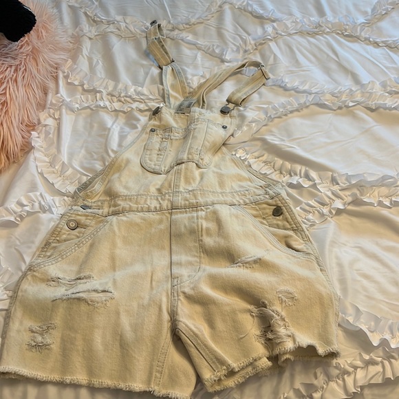 Women’s overalls- AE - Picture 1 of 2